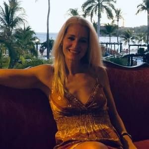 Meet your Posher, Toni